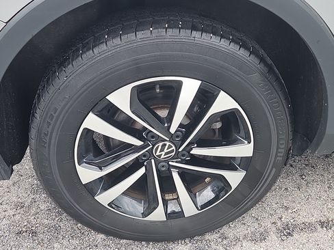 Certified 2024 Volkswagen Tiguan S AWD/4WD image 25