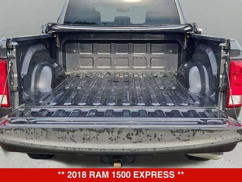 Used 2018 RAM 1500 Express RWD image 33