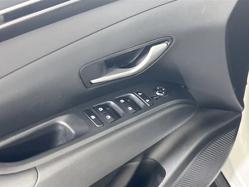 Used 2023 Hyundai Tucson SEL image 17