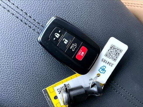 Used 2025 Toyota RAV4 XLE Premium w/ Weather Package FWD image 15