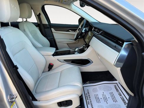 Used 2023 Jaguar F-PACE S AWD/4WD image 18