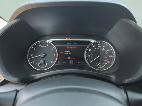 Certified 2021 Nissan Sentra SV FWD image 42