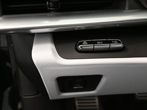 Used 2023 Chevrolet Corvette Stingray Premium Cpe w/ Z51 Performance Package image 34