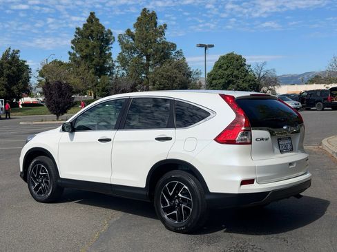 Used 2016 Honda CR-V SE image 8