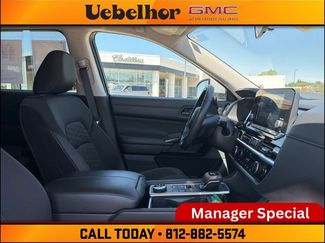 Used 2025 Nissan Pathfinder SV AWD/4WD video 2