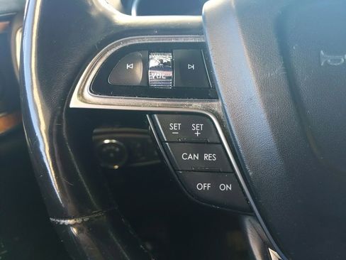 Used 2019 Lincoln Nautilus Reserve AWD/4WD image 15