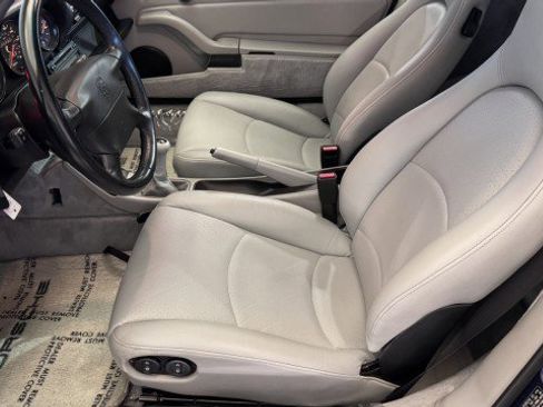 Used 1996 Porsche 911 image 12