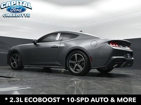 Used 2025 Ford Mustang Coupe RWD image 21