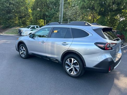 Used 2021 Subaru Outback Limited XT AWD/4WD image 6