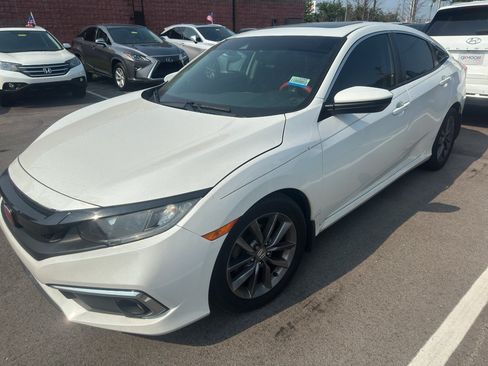 Used 2020 Honda Civic EX image 2