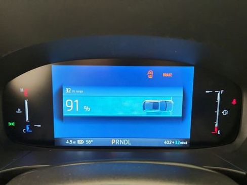 New 2026 Ford Escape SE image 13