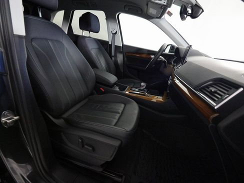 Used 2023 Audi Q5 2.0T Premium image 11