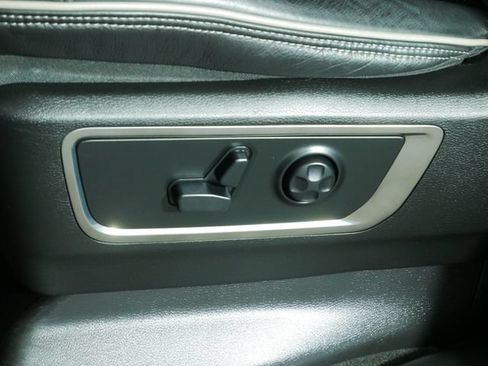 Certified 2021 RAM 1500 Limited w/ Night Edition AWD/4WD image 22