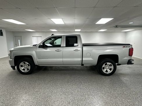 Used 2019 Chevrolet Silverado 1500 LT w/ All Star Edition AWD/4WD image 5