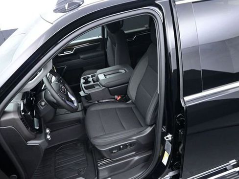 New 2026 GMC Sierra 2500 SLE w/ SLE Value Package; AWD/4WD image 11