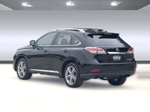 Used 2015 Lexus RX 450h AWD image 3