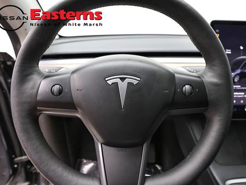 Used 2024 Tesla Model Y 2WD image 10