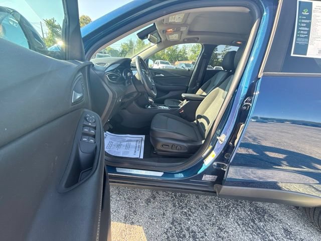 Certified 2021 Buick Encore GX Select w/ Experience Buick Package FWD image 11