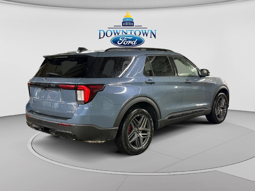 New 2026 Ford Explorer ST-Line w/ ST-Line Street Pack AWD/4WD image 3