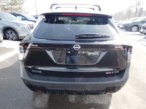 New 2026 Nissan Kicks SR w/ Cold Weather Package AWD/4WD image 3