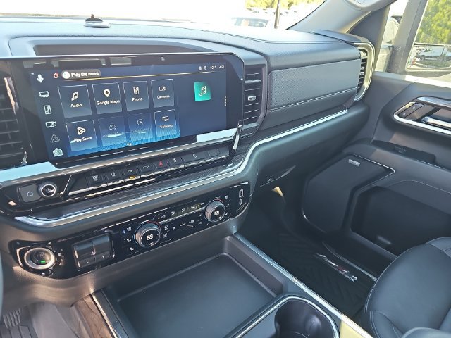 Used 2025 Chevrolet Silverado 2500 LTZ w/ LTZ Plus Package AWD/4WD image 21