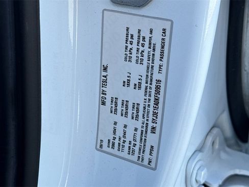 Used 2019 Tesla Model 3 Long Range image 28