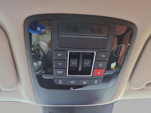 New 2026 Kia Carnival SX FWD image 23