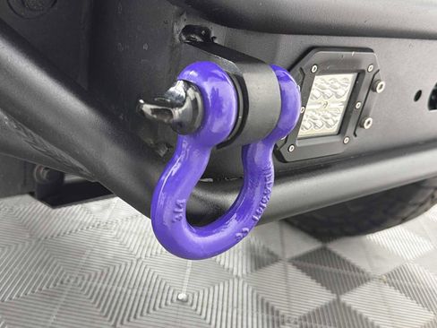 Used 2022 Jeep Wrangler Unlimited Sahara w/ Cold Weather Group image 13