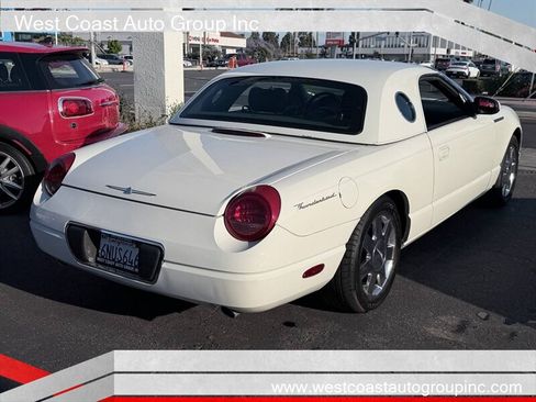 Used 2002 Ford Thunderbird RWD image 3