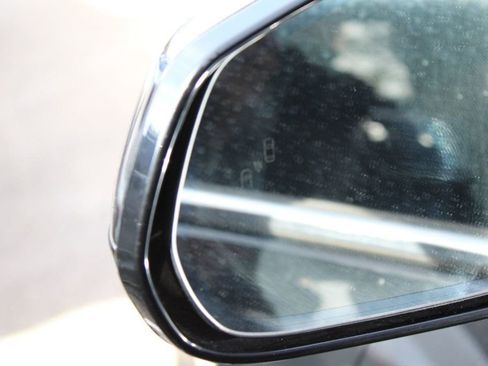 Used 2016 Cadillac SRX Luxury w/ Driver Awareness Package image 35