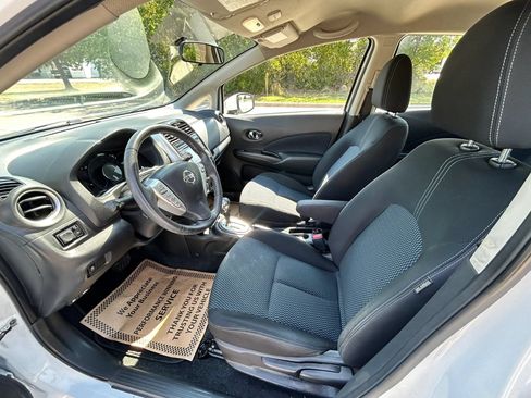 Used 2018 Nissan Versa Note SV FWD image 12