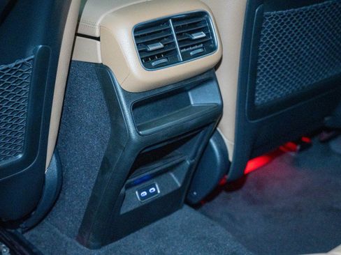 New 2026 Mercedes-Benz GLE 580 4MATIC image 19