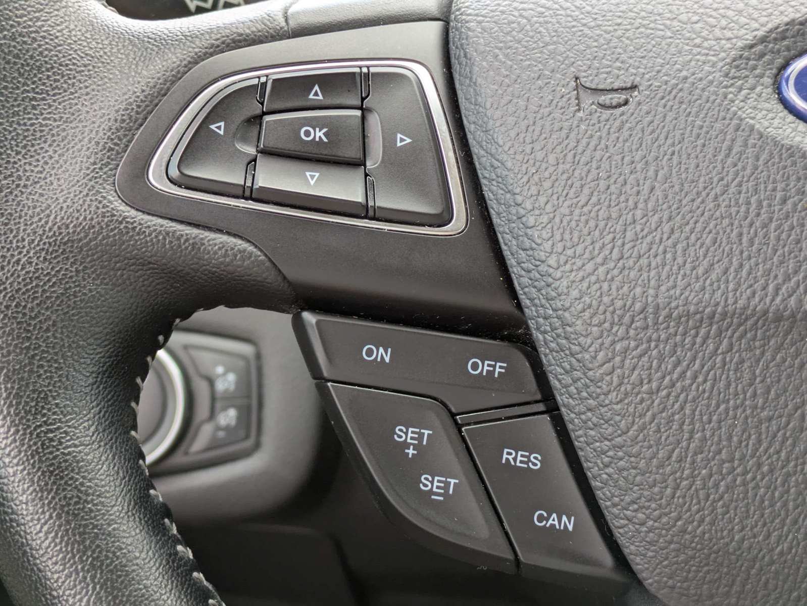 Used 2019 Ford Escape SEL FWD image 21