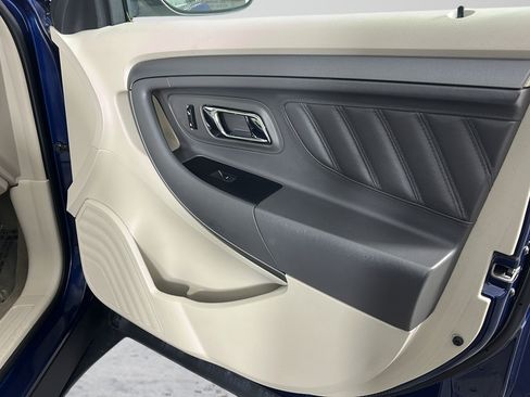 Used 2012 Ford Taurus SEL FWD image 15