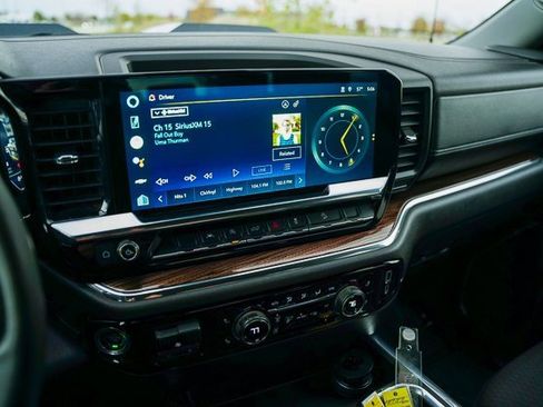 Used 2024 Chevrolet Silverado 1500 LT Trail Boss w/ Protection Package image 14