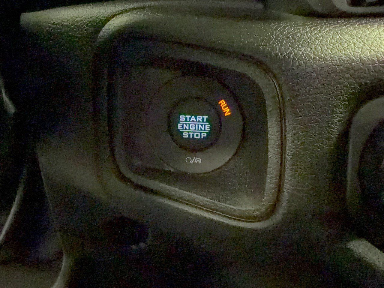 Used 2024 Jeep Wrangler Unlimited AWD/4WD image 20
