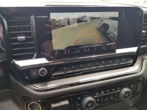 New 2026 Chevrolet Silverado 1500 ZR2 AWD/4WD image 17