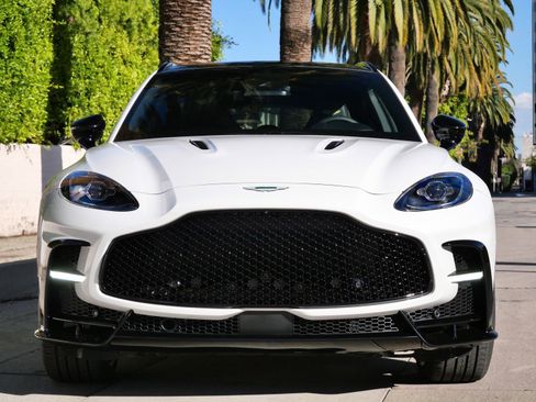 New 2026 Aston Martin DBX S image 7