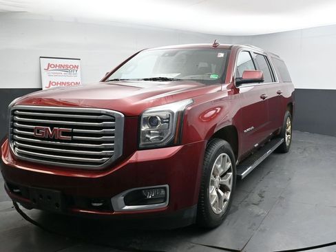 Used 2016 GMC Yukon XL SLT w/ Open Road Package image 4