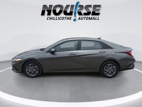 Used 2024 Hyundai Elantra SEL FWD image 5