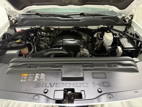 Used 2019 Chevrolet Silverado 2500 W/T w/ Snow Plow Prep Package AWD/4WD image 21