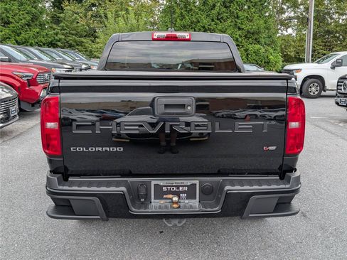 Used 2022 Chevrolet Colorado LT AWD/4WD image 4