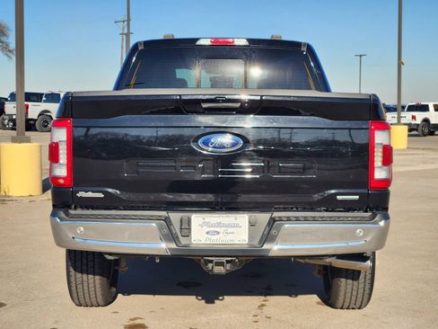 Used 2023 Ford F150 Lariat w/ FX4 Off-Road Package image 8