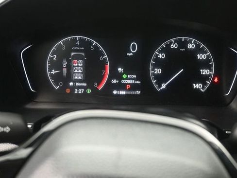 Used 2024 Honda Pilot Touring image 10