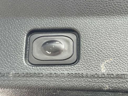 Used 2018 Ford Explorer Sport AWD/4WD image 9