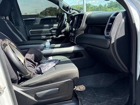 Used 2020 RAM 1500 Big Horn AWD/4WD image 6