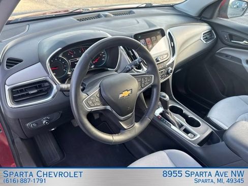 Used 2018 Chevrolet Equinox LT w/ Sun & Infotainment Package AWD/4WD image 15