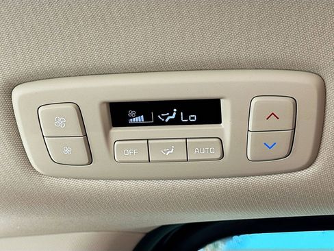 New 2026 Kia Carnival EX image 25