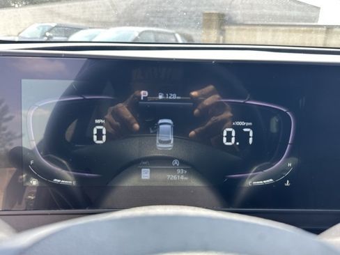 Certified 2023 Kia Sportage X-Line w/ X-Line Premium Package AWD/4WD image 31