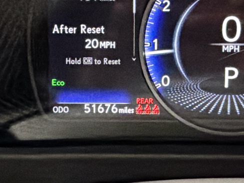 Used 2021 Lexus UX 200 w/ Accessory Package (Z1) FWD image 8